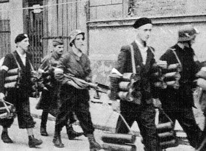 Polish resistance fighters with PIAT anti-tank launchers, Warsaw, Poland, Aug 1944