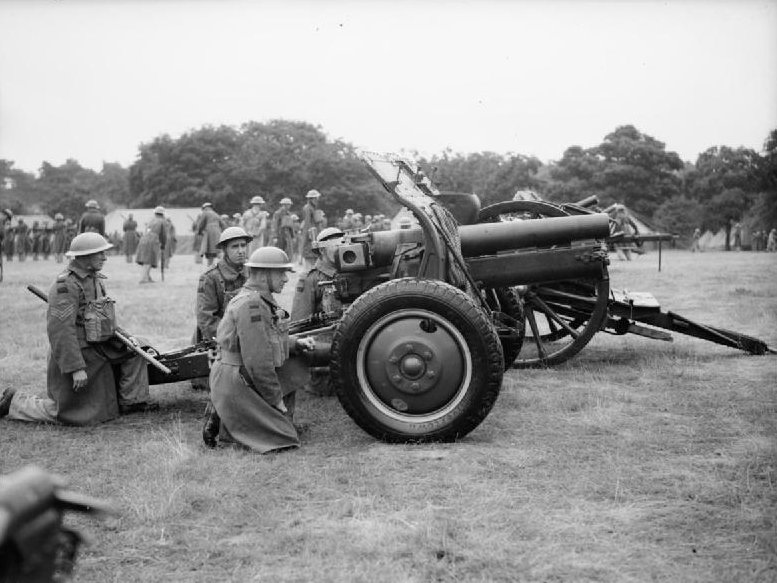 Ordnance QF 4.5 inch Howitzer and its New Zealand Expeditionary Force crew during an inspection by King George VI at Burley in the New Forest, Hampshire, England, United Kingdom, 6 Jul 1940