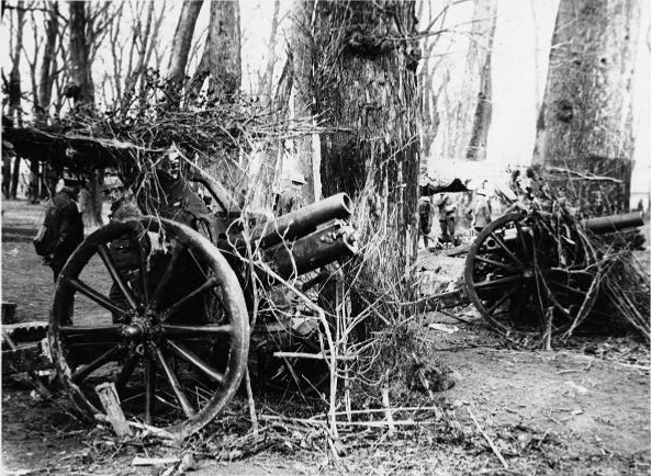 Two British Ordnance QF 4.5 inch Howitzers on the Western Front of WW1, 1916-1918